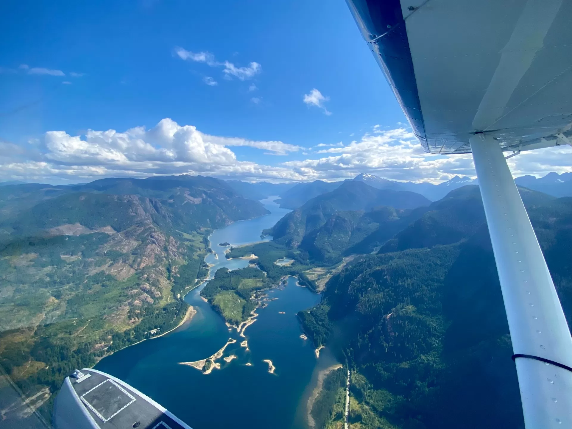 Gulf Island Seaplanes Scenic Charters