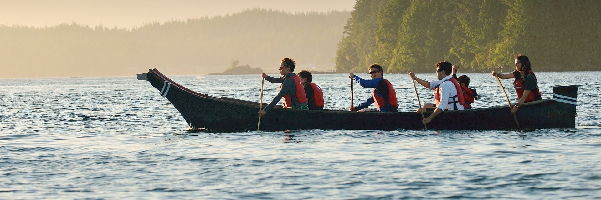 People canoeing.